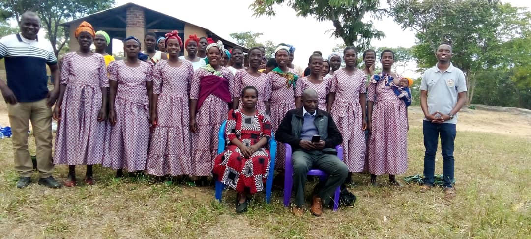 VSL group members after training together with representatives of the Social Welfare Office, Community Development Office and KEYS members.